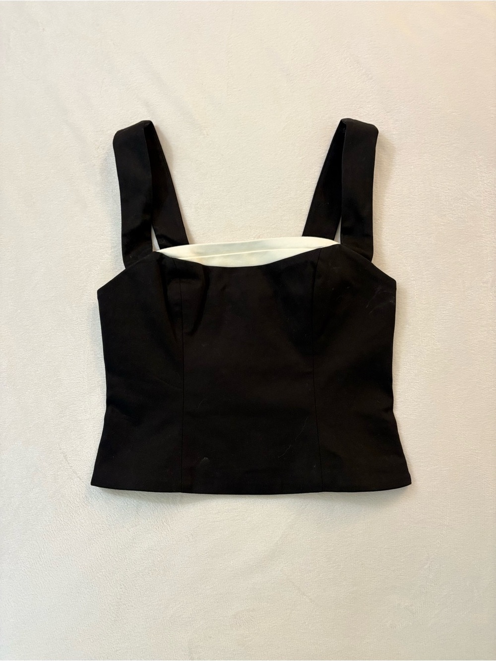 MAJORELLE Adria Top in Black - Picture 4 of 6